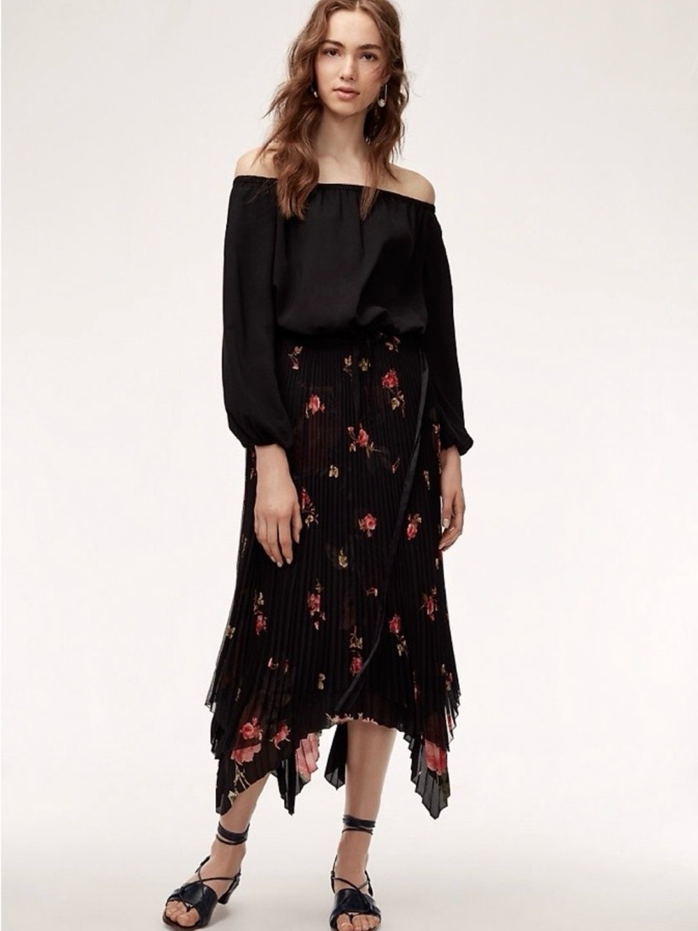 Aritzia Wilfred Black Floral Pleated Handkerchief Hem Skirt